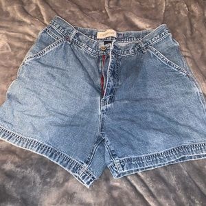 Gap carpenter shorts